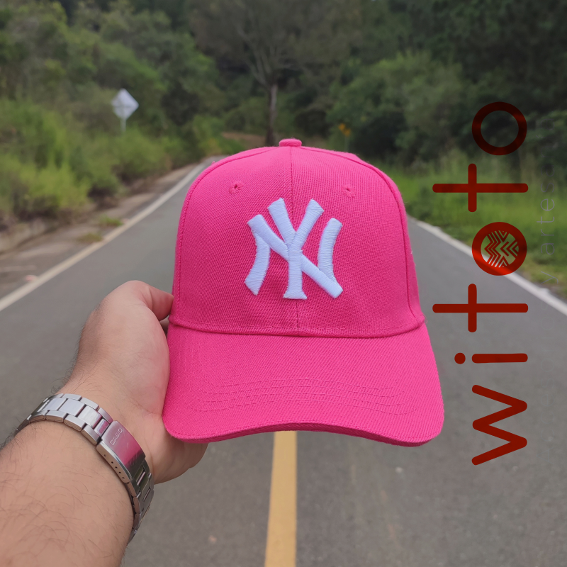 GORRA YANKEES FUCSIA